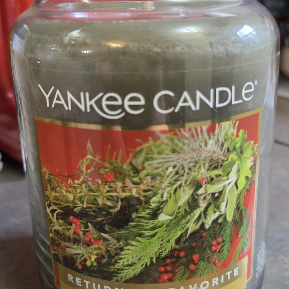🆕️Yankee Candle Green Forest Jar